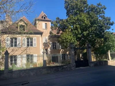 Palæ Til salg 46400 SAINT-CERE FR